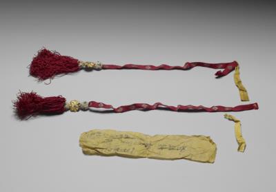 图片[3]-Pair of threaded silk purple tassel ornaments with gold and pearls, Qing dynasty, 18th c., work of the Muslim regions-China Archive